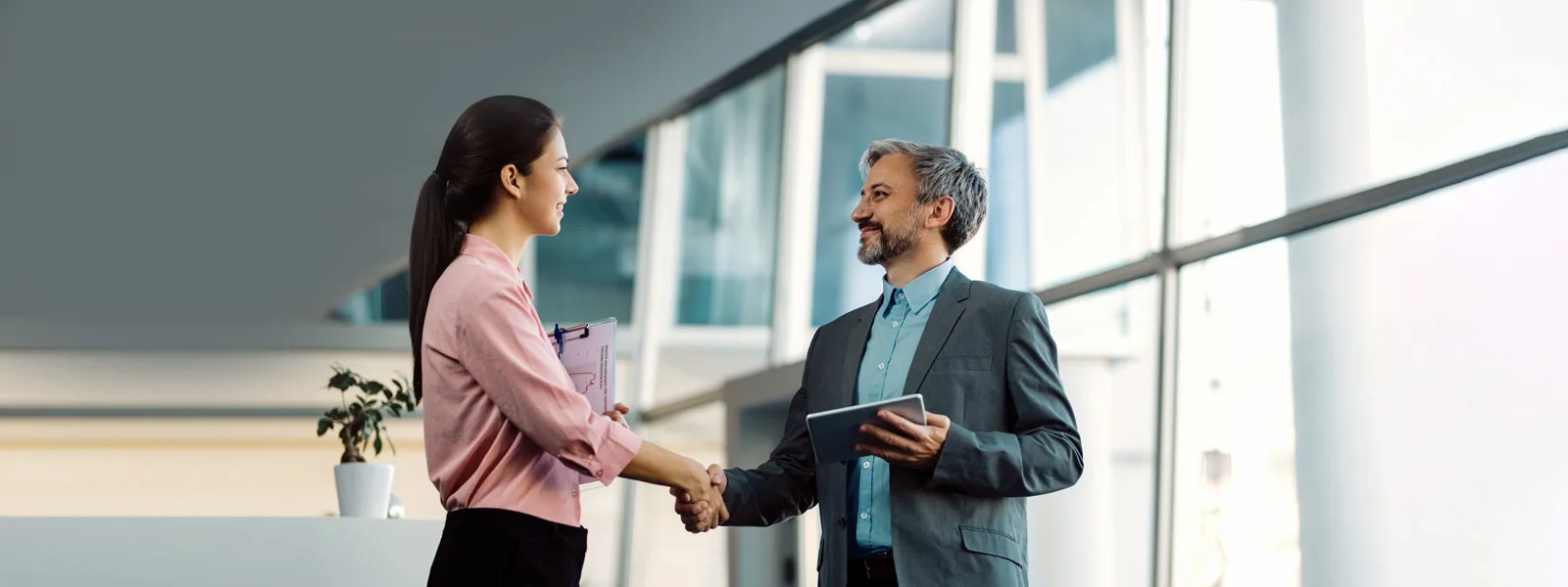 First Impressions Matter: Learn the Art of Greeting Customers